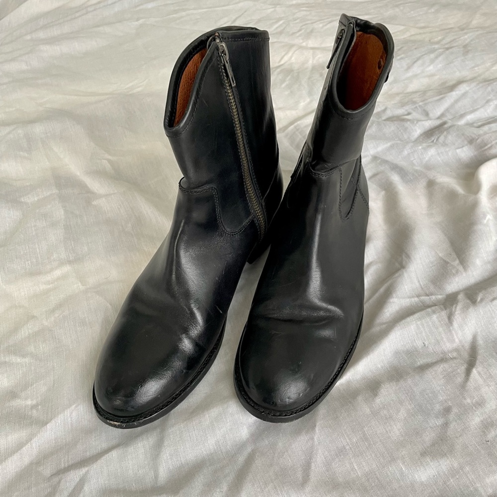 Frye Melissa Button Short Boot - Picture 4 of 5